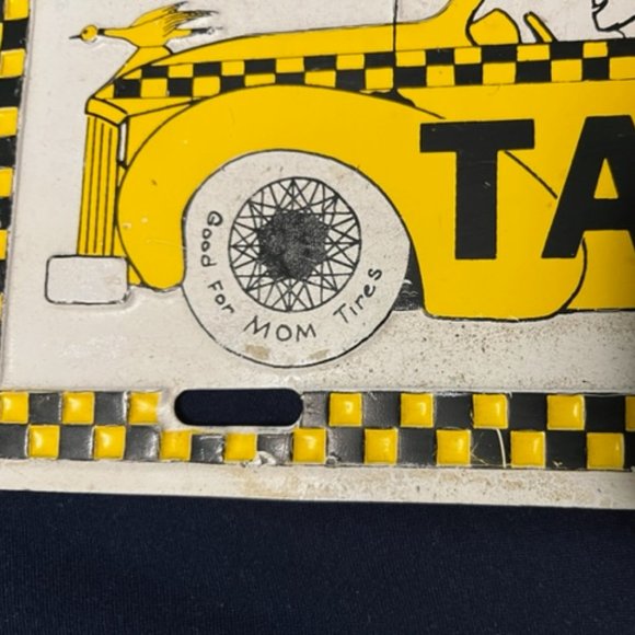 VTG 1980 Mom's Aluminum Taxi License Fashion Novelty Car Tag Plate 6"x12" - Picture 8 of 8